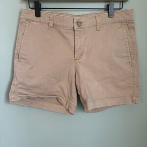 Gap Khakis Girlfriend 5" Shorts
